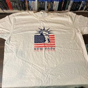 NEW York tourist shirt size XL